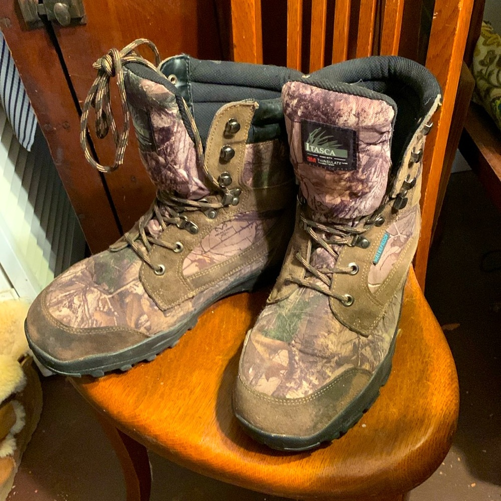 Itasca Camo boots